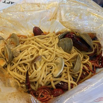 Cap’t Loui - Summerlin - Clams and Crawfish with Garlic Noodles - Seafood Near Me - Las Vegas, Nevada Cap’t Loui - Summerlin - Clams and Crawfish with Garlic Noodles - Seafood Near Me - Las Vegas, Nevada