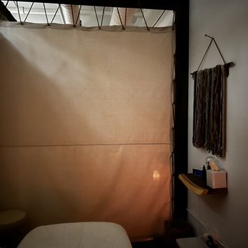 The NOW Massage Wicker Park - Massage Near Me - Chicago, Illinois The NOW Massage Wicker Park - Massage Near Me - Chicago, Illinois
