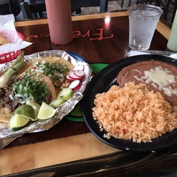 Que Buenos Fresh Mexican Grill - Grilled chicken and steak Mexican style tacos, rice and beans. - Mexican Near Me - Kalamazoo, Michigan Que Buenos Fresh Mexican Grill - Grilled chicken and steak Mexican style tacos, rice and beans. - Mexican Near Me - Kalamazoo, Michigan