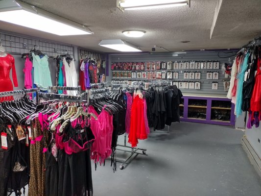 ZONE D EROTICA - Updated August 2025 - 11 Photos - 3813 N Division St