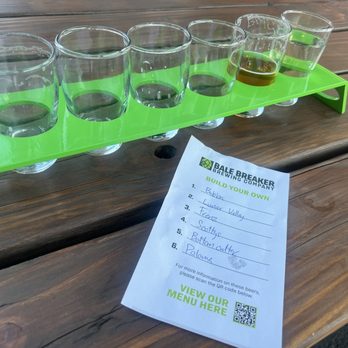Bale Breaker Brewing Company - A fulled tasted taster set - Breweries Near Me - Yakima, Washington Bale Breaker Brewing Company - A fulled tasted taster set - Breweries Near Me - Yakima, Washington