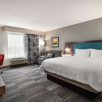 Hampton Inn Champaign Southwest - Guest room - Hotels Near Me - Champaign, Illinois Hampton Inn Champaign Southwest - Guest room - Hotels Near Me - Champaign, Illinois
