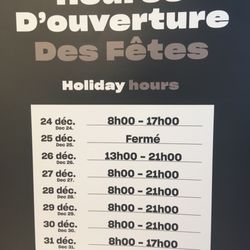 Maxi - Christmas hours.