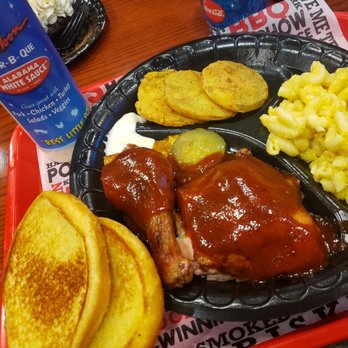 Full Moon BBQ - 1/4 dark chicken plate - Barbeque Near Me - Opelika, Alabama