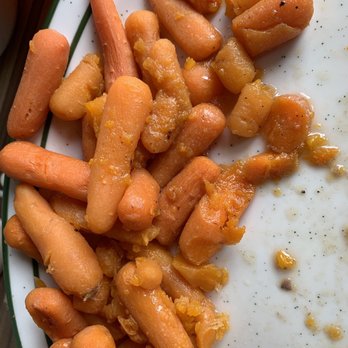 NORMS - All I gotta post....shouldn't have even brought it out on the plate with carrots like this! - Diners Near Me - Van Nuys, California