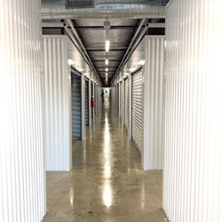 Gulf Breeze Storage