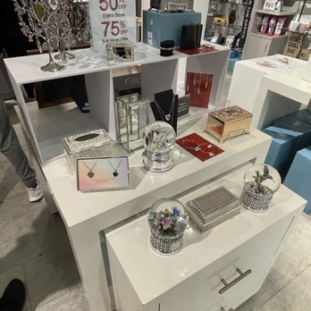 Things Remembered - Cards & Stationery Near Me - Columbus, Ohio