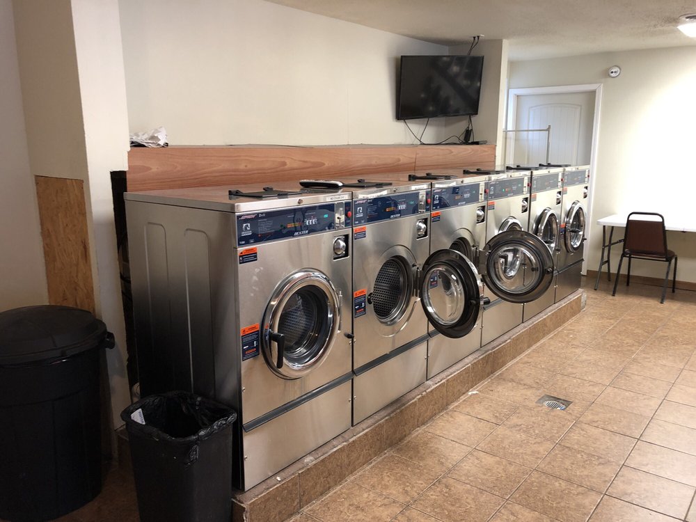 JACK’S SONS LAUNDROMAT Updated August 2024 228 E Elm St, Alton