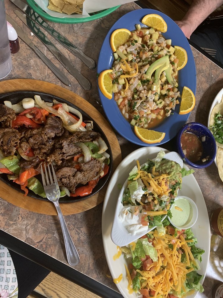 AGAVE GRILL Updated September 2024 21 Photos & 61 Reviews 939 S