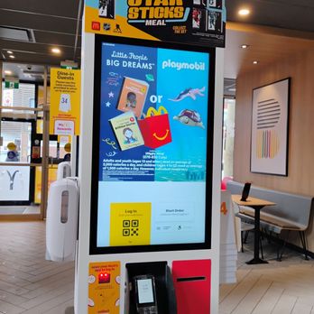 McDonald's - Self-ordering kiosk - Fast Food Near Me - Ottawa, Ontario