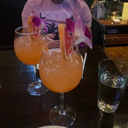 Grapefruit tangerine margarita! Grapefruit tangerine margarita!