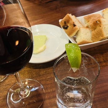 Pranzi - Sparkling water, Zin and Chardonnay with complimentary focaccia - Italian Near Me - San Carlos, California Pranzi - Sparkling water, Zin and Chardonnay with complimentary focaccia - Italian Near Me - San Carlos, California
