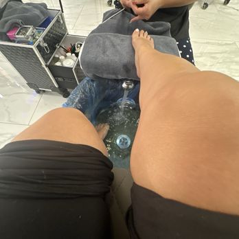 Glossy Nails - Gel pedicure - Nail Salons Near Me - El Dorado Hills, California Glossy Nails - Gel pedicure - Nail Salons Near Me - El Dorado Hills, California