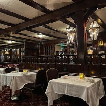 Burbank Smokehouse - Steakhouses Near Me - Burbank, California Burbank Smokehouse - Steakhouses Near Me - Burbank, California
