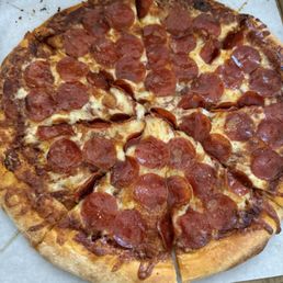 Pepperoni pizza Pepperoni pizza