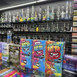 Supreme Vape - A very large selection of water pipes and bongs!
