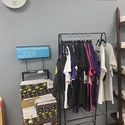 Postal Hub & More