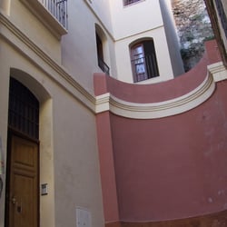 Down Town Hostel
