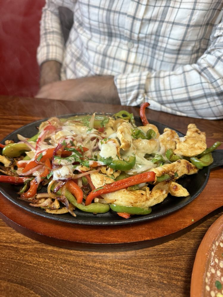 Dahlia's Mexican Grill