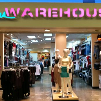 Jeans Warehouse - Jeans Warehouse Kahala Mall - Women's Clothing Near Me - Honolulu, Hawaii Jeans Warehouse - Jeans Warehouse Kahala Mall - Women's Clothing Near Me - Honolulu, Hawaii