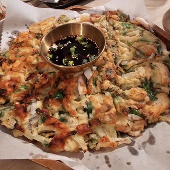 Jagalchi - Seafood pancake... the squid is very tender!!! - Korean Near Me - Honolulu, Hawaii Jagalchi - Seafood pancake... the squid is very tender!!! - Korean Near Me - Honolulu, Hawaii