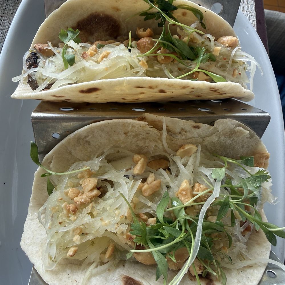 Fish tacos lacked flavor Fish tacos lacked flavor