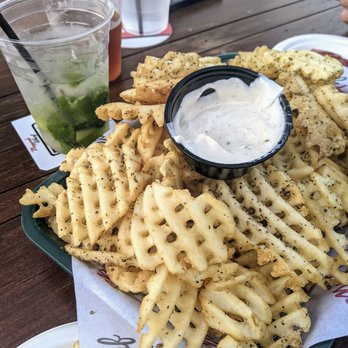 Maynards - Italian fries and mojito - Bars Near Me - Excelsior, Minnesota