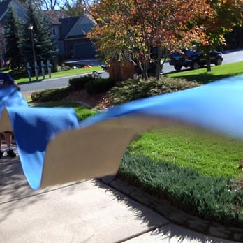 Matt's Moving - We protect you floors with runners and corners with pads. - Movers Near Me - Rochester, Minnesota Matt's Moving - We protect you floors with runners and corners with pads. - Movers Near Me - Rochester, Minnesota