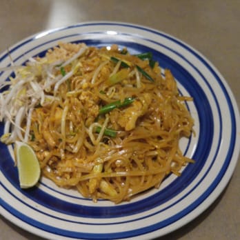 Thai Pot Cafe - Pad Thai with chicken - Thai Near Me - Denver, Colorado Thai Pot Cafe - Pad Thai with chicken - Thai Near Me - Denver, Colorado