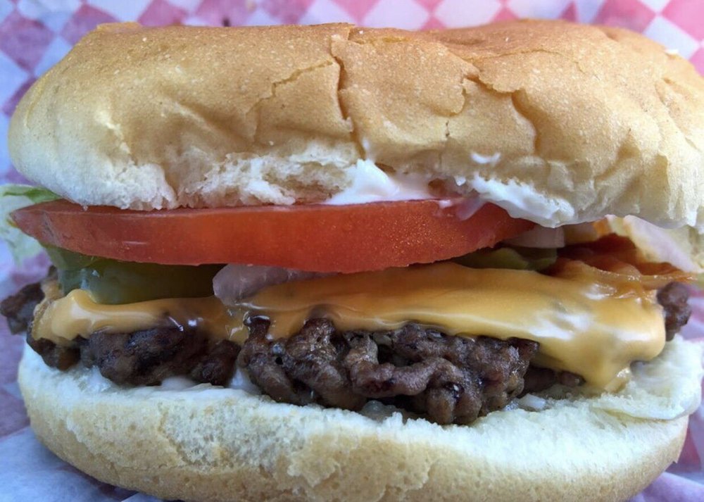 SAMS MALTS AND MORE Updated August 2024 124 N Washington St