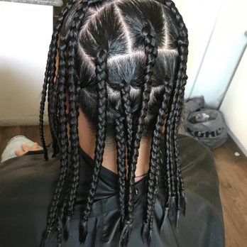 Favor Braiding - Hair Stylists Near Me
