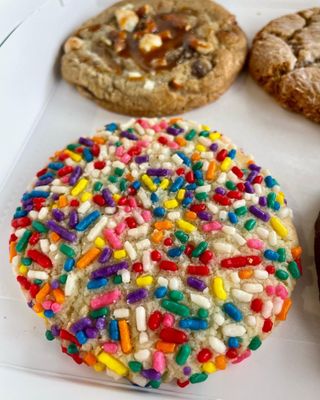 Bee J’s Cookies by null