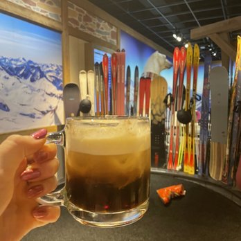 Puttery - Iced coffee cocktail on the Ski Lodge course - Mini Golf Near Me - Pittsburgh, Pennsylvania