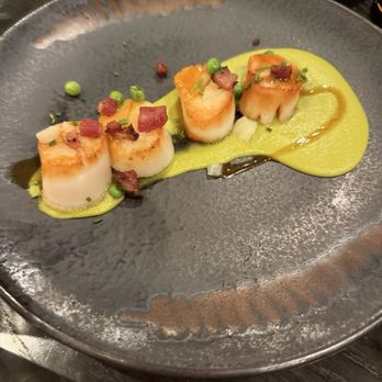 Gordon Ramsay Hell's Kitchen - Pan seared scallops - Steakhouses Near Me - Stateline, Nevada