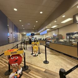 Emagine Macomb - Concessions line for popcorn and other food