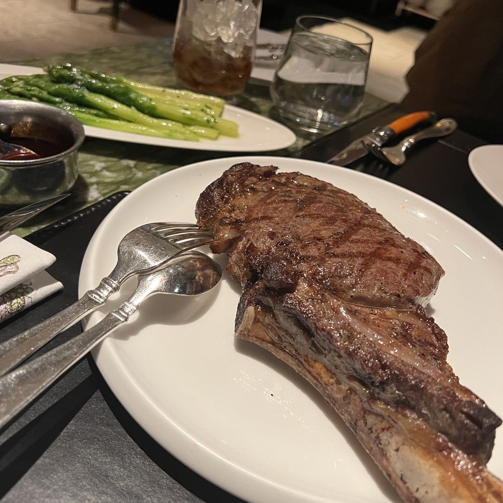 Sinatra - Bistecca!! Perfectly cooked. medium Rare!!! Fantasy taste!! - Italian Near Me - Las Vegas, Nevada Sinatra - Bistecca!! Perfectly cooked. medium Rare!!! Fantasy taste!! - Italian Near Me - Las Vegas, Nevada