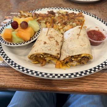 Black Bear Diner Lodi - Chorizo Breakfast Burrito (1360-1410 cals.) - American Near Me - Lodi, California