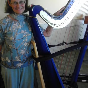 Adele Stinson - Performing at Sunny View Retirement Homes in the Care Center. - Performing Arts Near Me Adele Stinson - Performing at Sunny View Retirement Homes in the Care Center. - Performing Arts Near Me