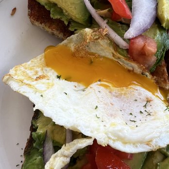 Neuhaus Cafe - Avocado toast with egg - Cafes Near Me - Dallas, Texas