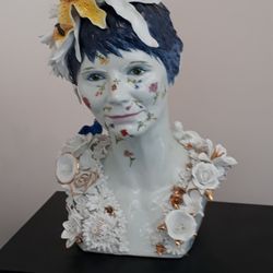 The Giants House - Josie self portrait