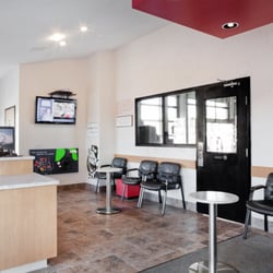 Grease Monkey - We hope you are comfortable in our lobby