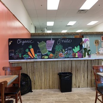 Freshroll - Juice Bars & Smoothies Near Me - Mashpee, Massachusetts