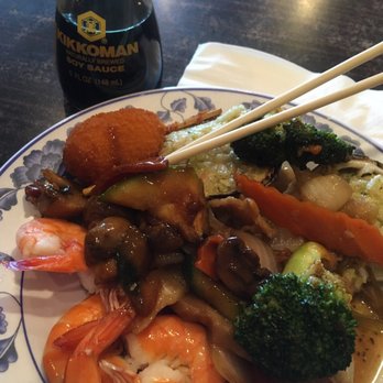Dong's China Buffet - Various items from the buffet - Chinese Near Me - Mooresville, Indiana