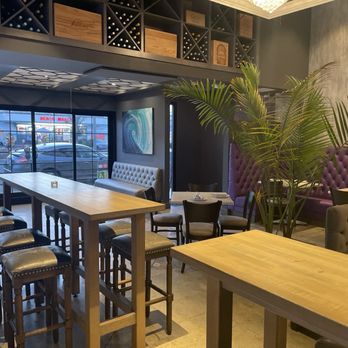 Decadence - New American Near Me - Hermosa Beach, California Decadence - New American Near Me - Hermosa Beach, California