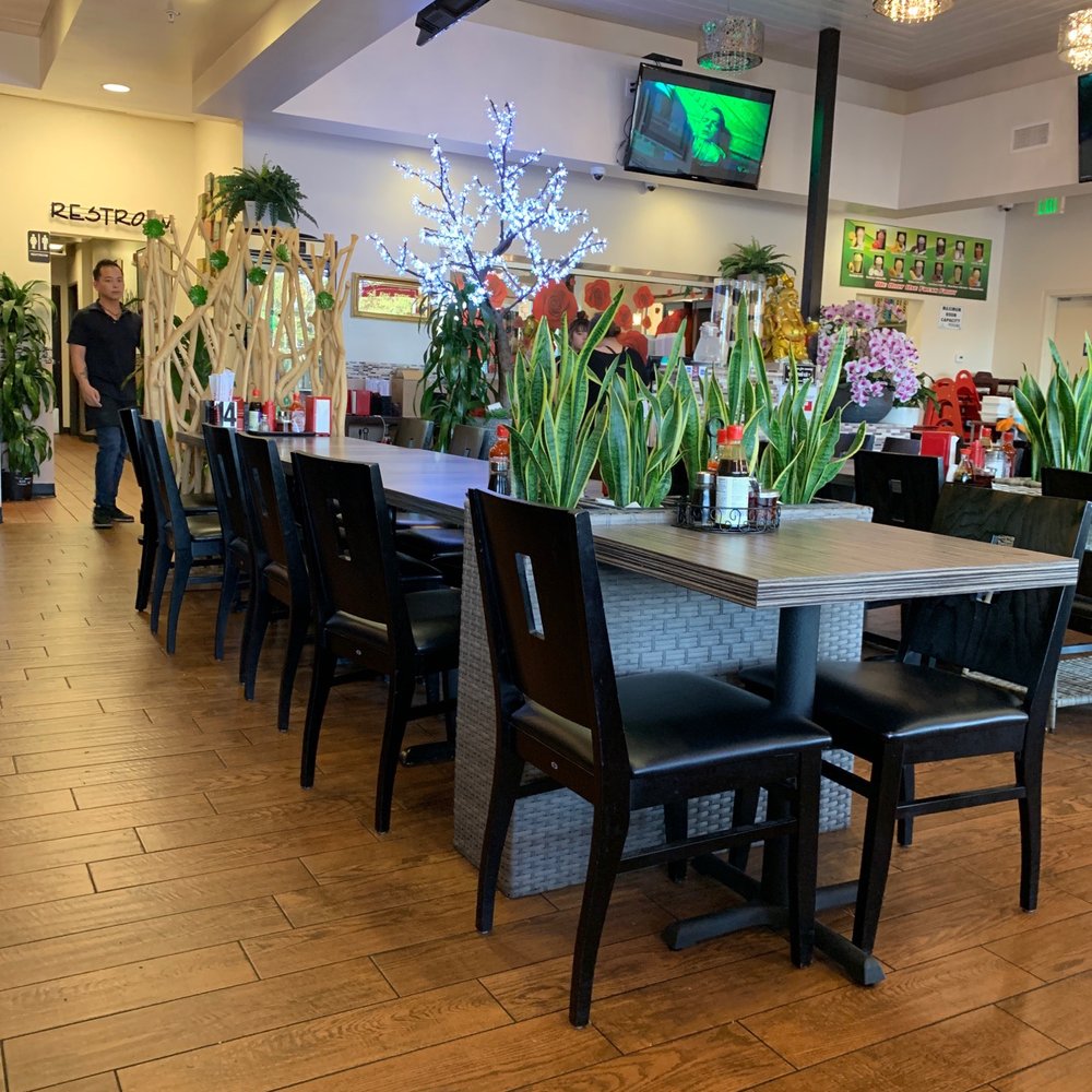 Pho Le Vietnamese Restaurant - Part of the dining room. - Vietnamese Near Me - Moreno Valley, California Pho Le Vietnamese Restaurant - Part of the dining room. - Vietnamese Near Me - Moreno Valley, California