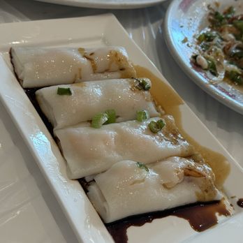 King Tin Restaurant - Shrimp Cheung fan - Chinese Near Me - Waterloo, Ontario