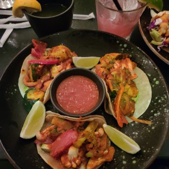 3rd Base LA - Veggie tacos - Sports Bars Near Me - Los Angeles, California