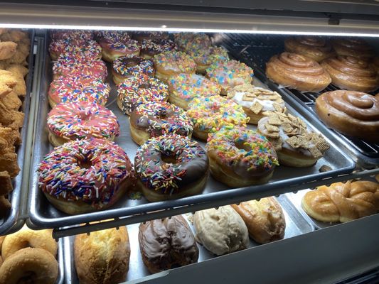 Donut King by null