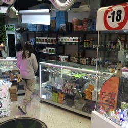 Entrada local La Juana Growshop Patronato