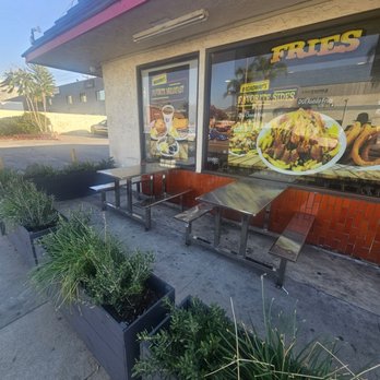 The Broadway Burger - Burgers Near Me - Glendale, California